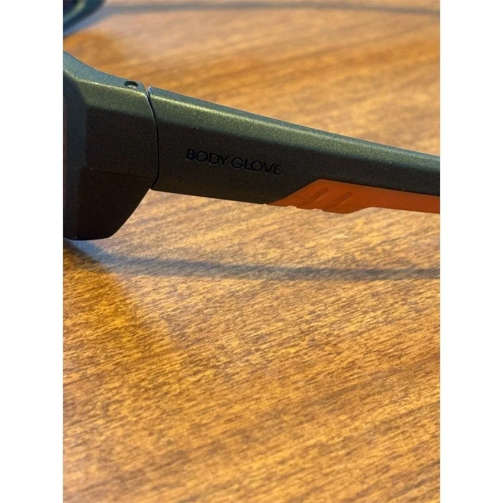 Body Glove Vapor 23 Polarized Wrap Sunglasses Unisex Black Frame‎